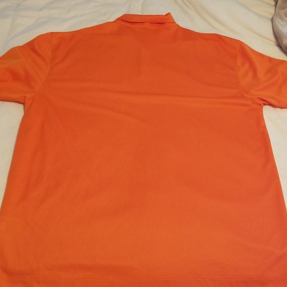Gently Used Mens Nike Golf Polo - Picture 3 of 4